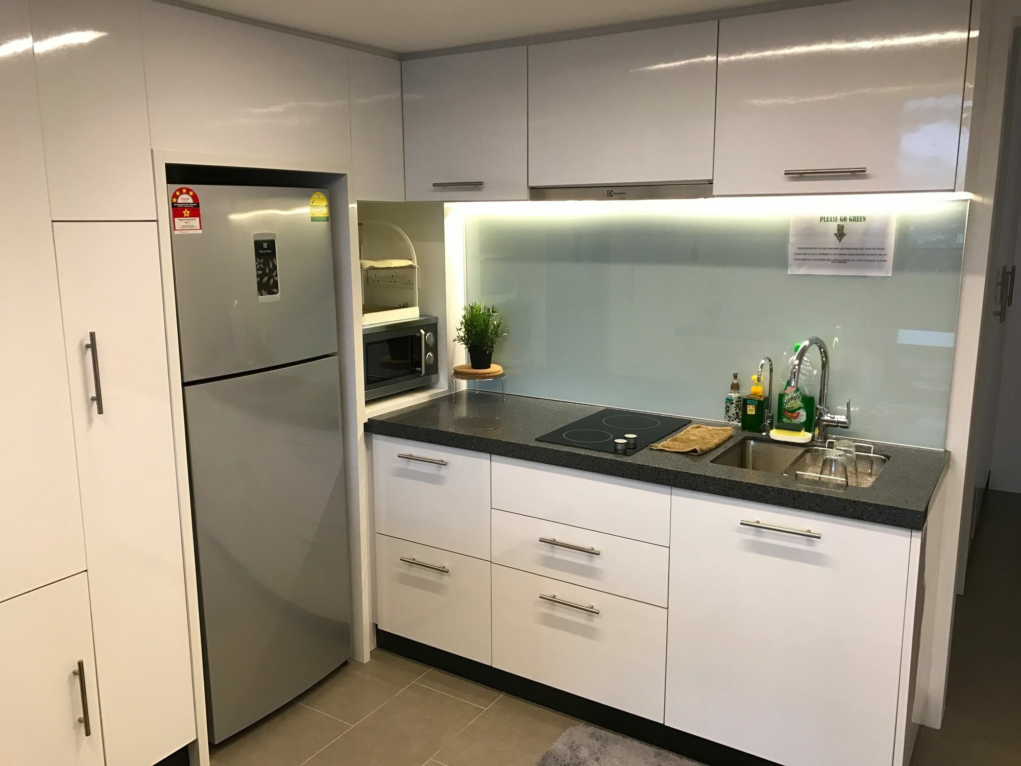 Alila Bangsar Kuala Lumpur Hotell Eksteriør bilde A modern Australian kitchen